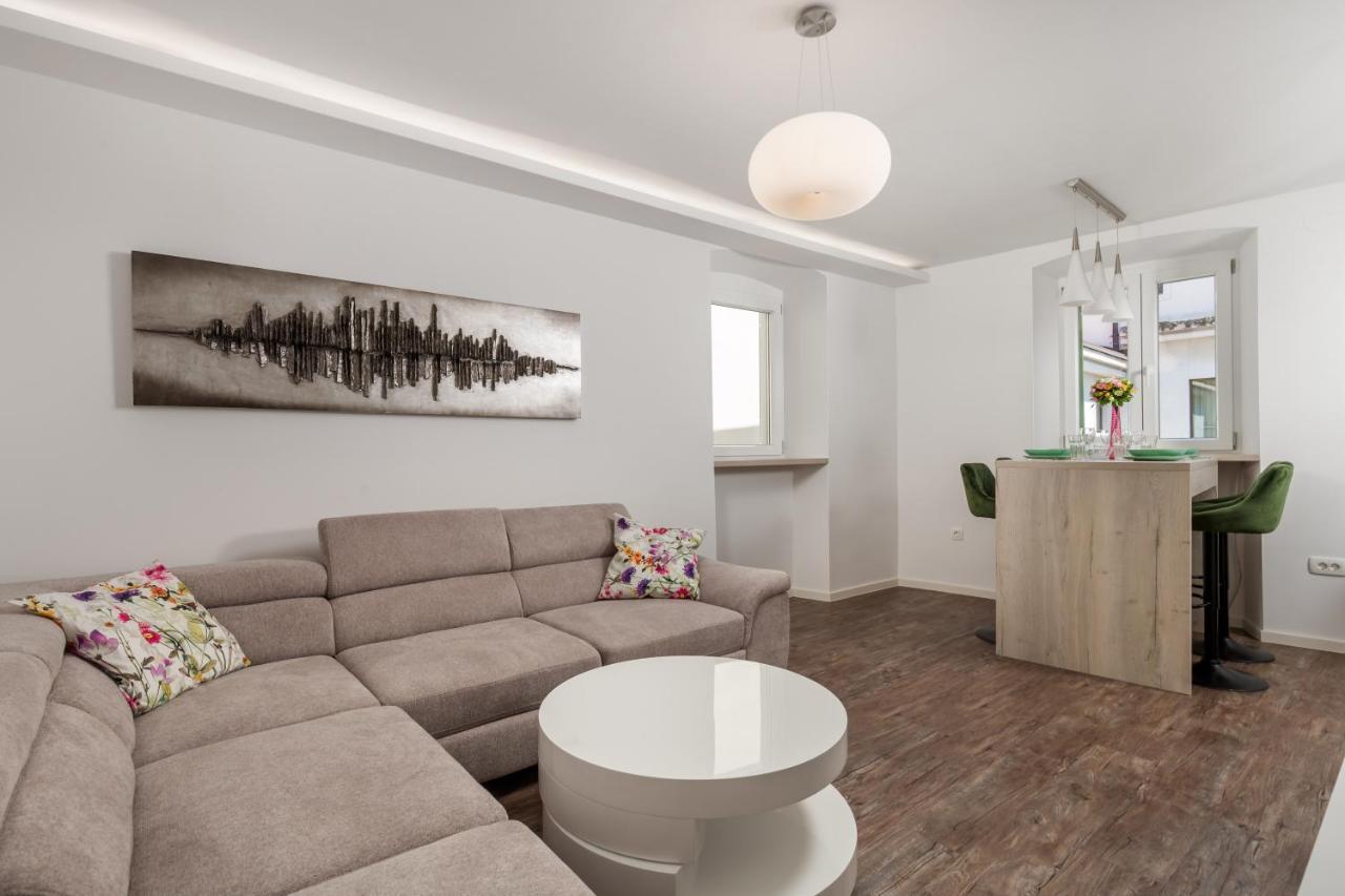 Central Apartments Dalmatina Rijeka Exteriér fotografie